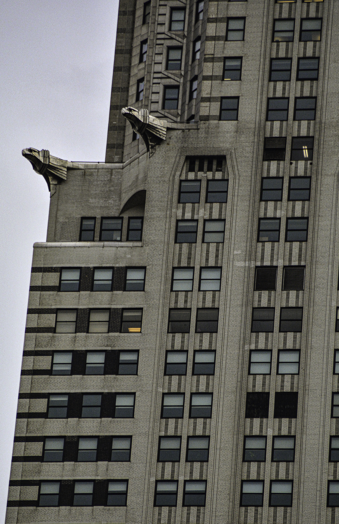peculiarities of the Chrysler Building...