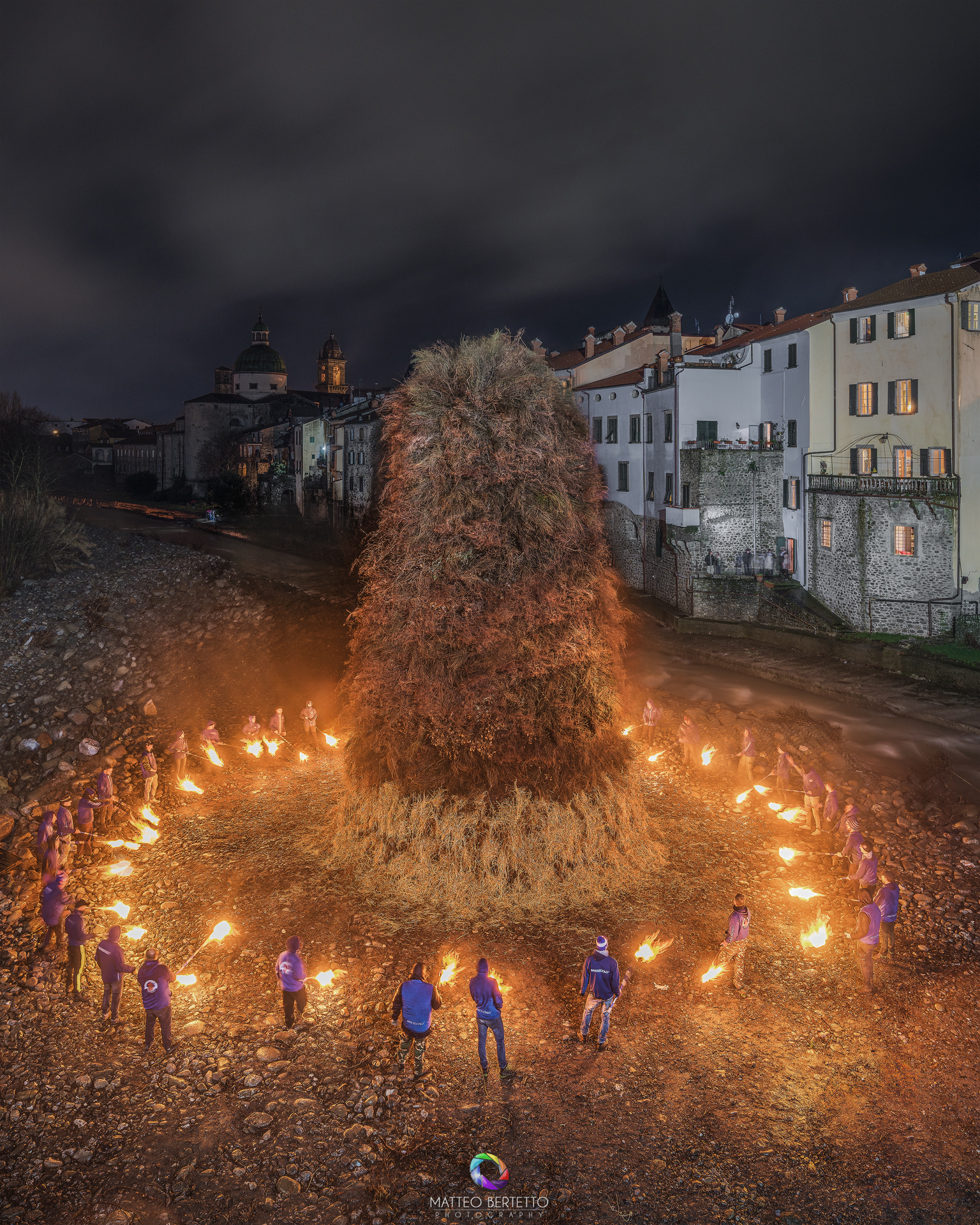 Pontremoli - Bonfire of St. Nicholas...