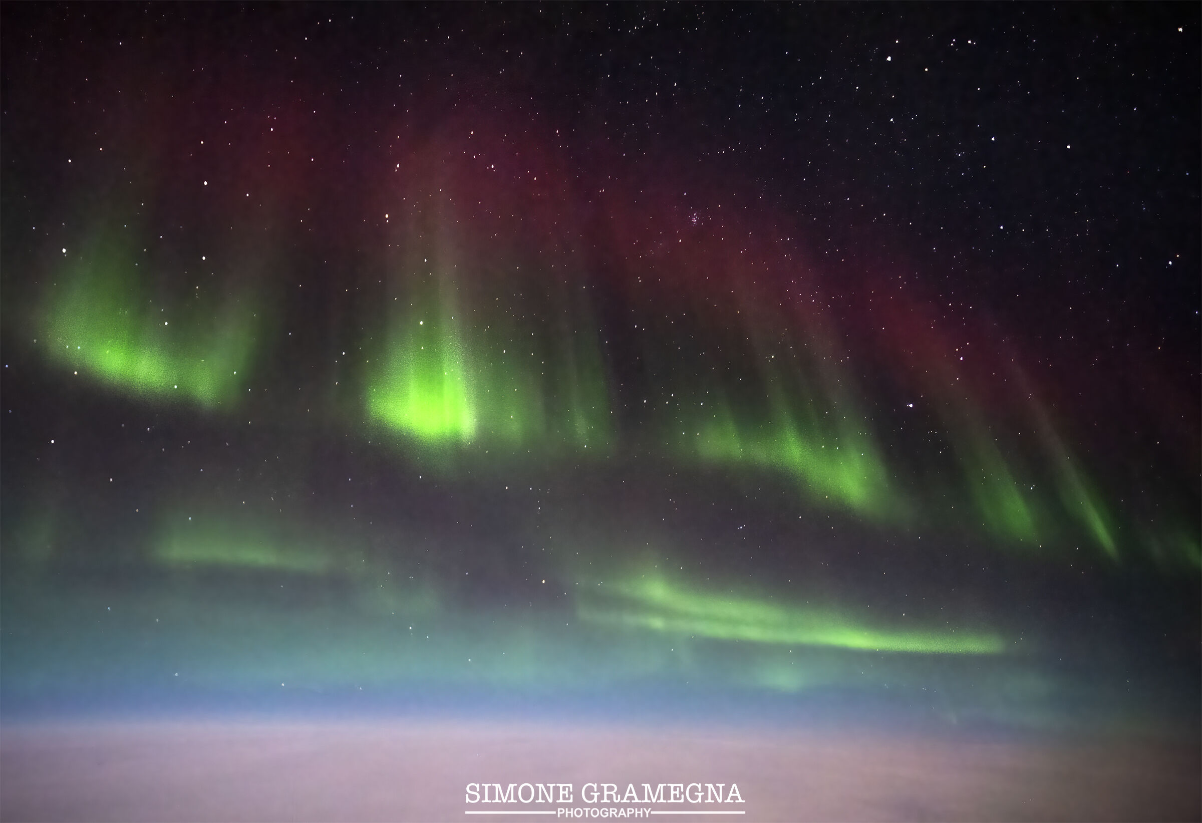 Aurora Boreale in volo alla latitudine 72 Nord...