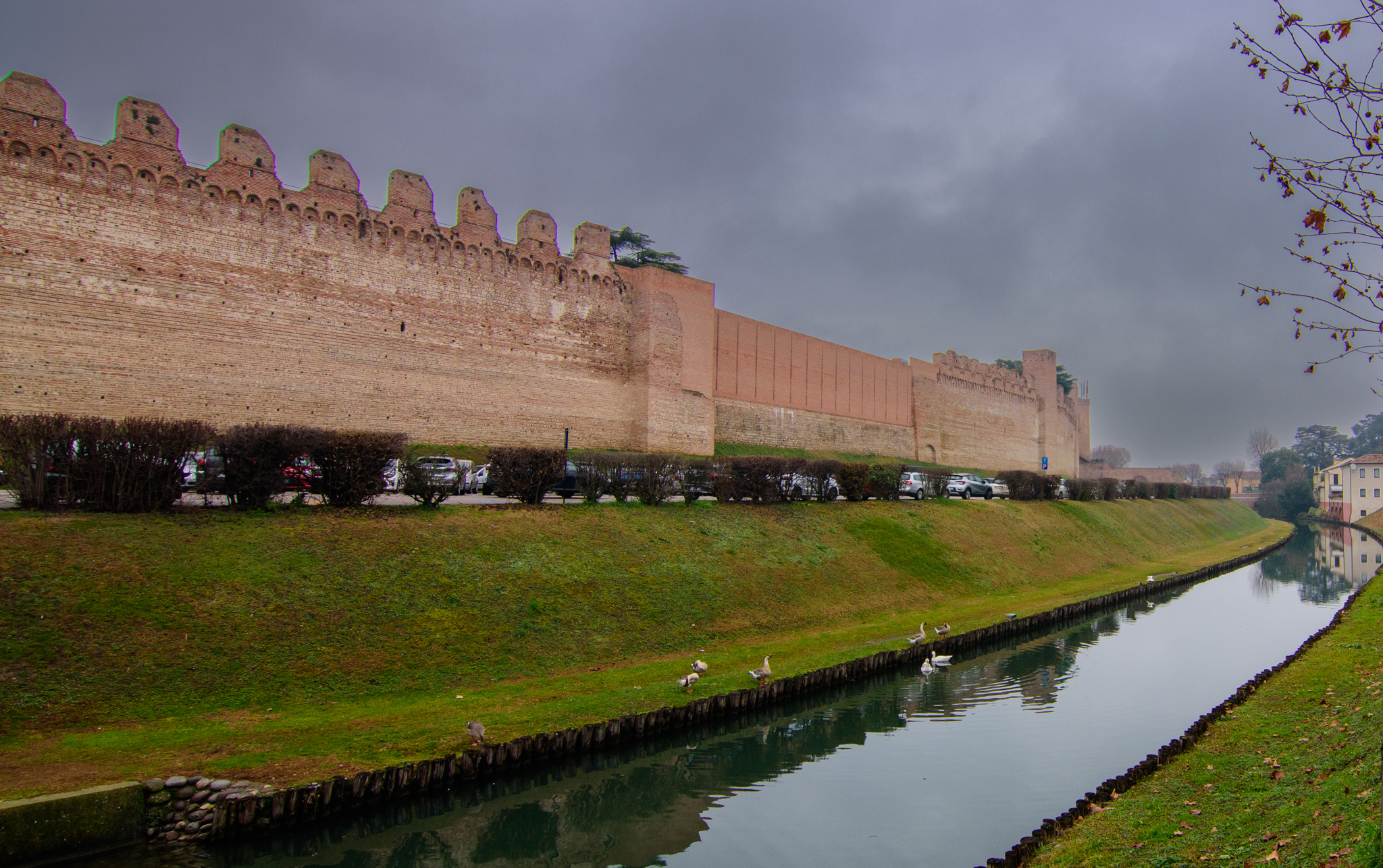 The walls of Cittadella ...