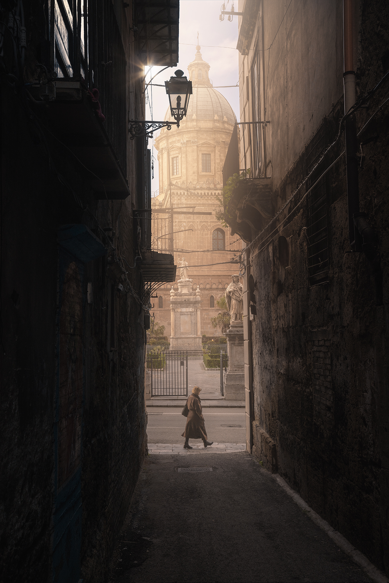 Alleys of Palermo ...